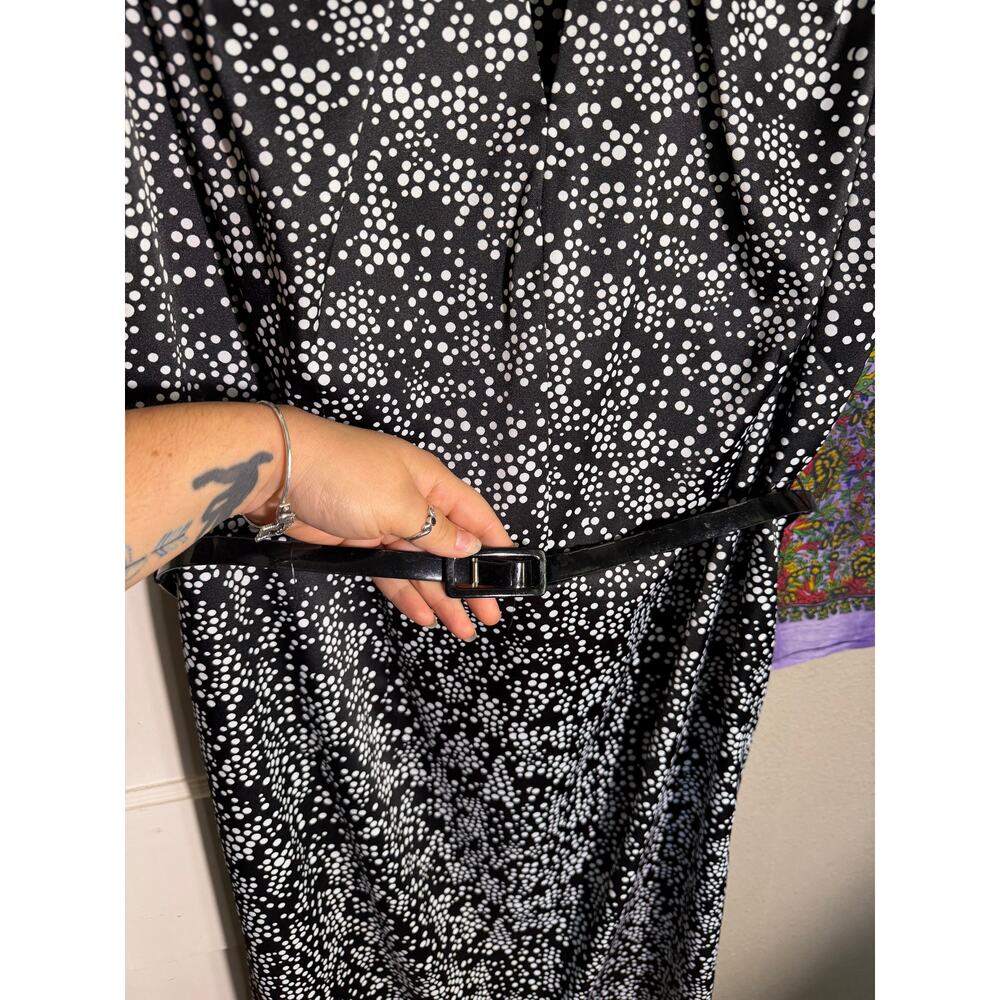 Dressbarn Black White Dot Print Fit Flare Dress Belted Sleeveless Midi - 18W - Picture 4 of 7